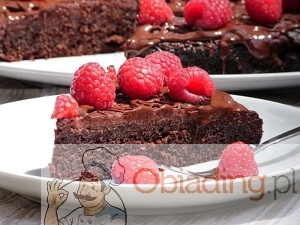 ciasto czekoladowe z malinami